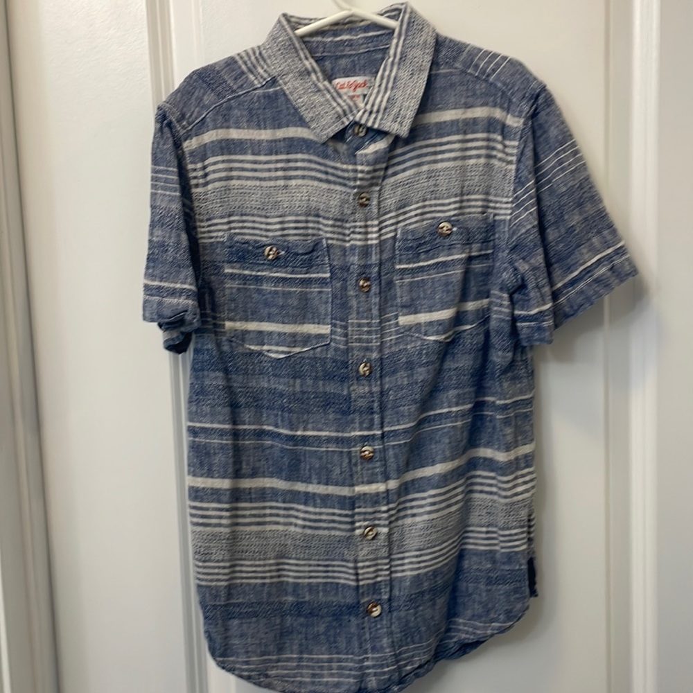 Boys Cat&Jack short sleeve button down shirt.